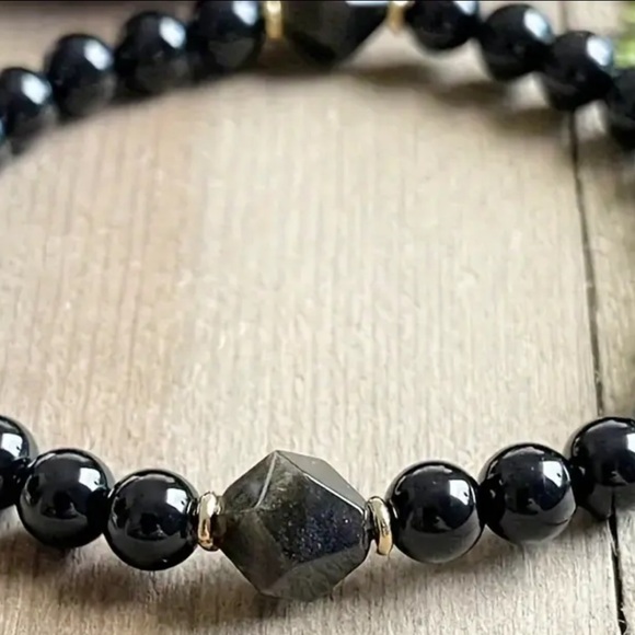 Manifestation and protection gemstone bracelet - Picture 2 of 4